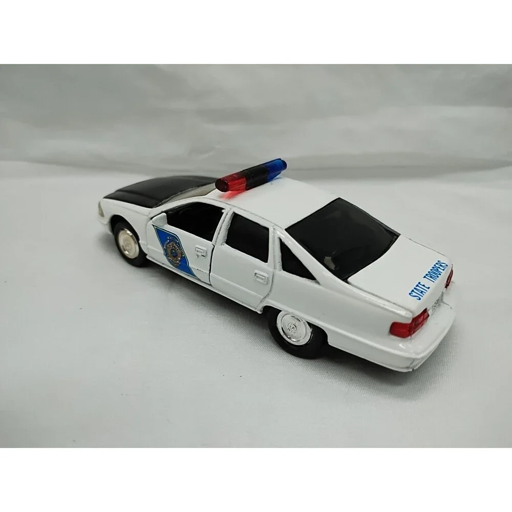 1993 Road Champs Chevrolet Caprice Alaska State Troopers Diecast Car 5